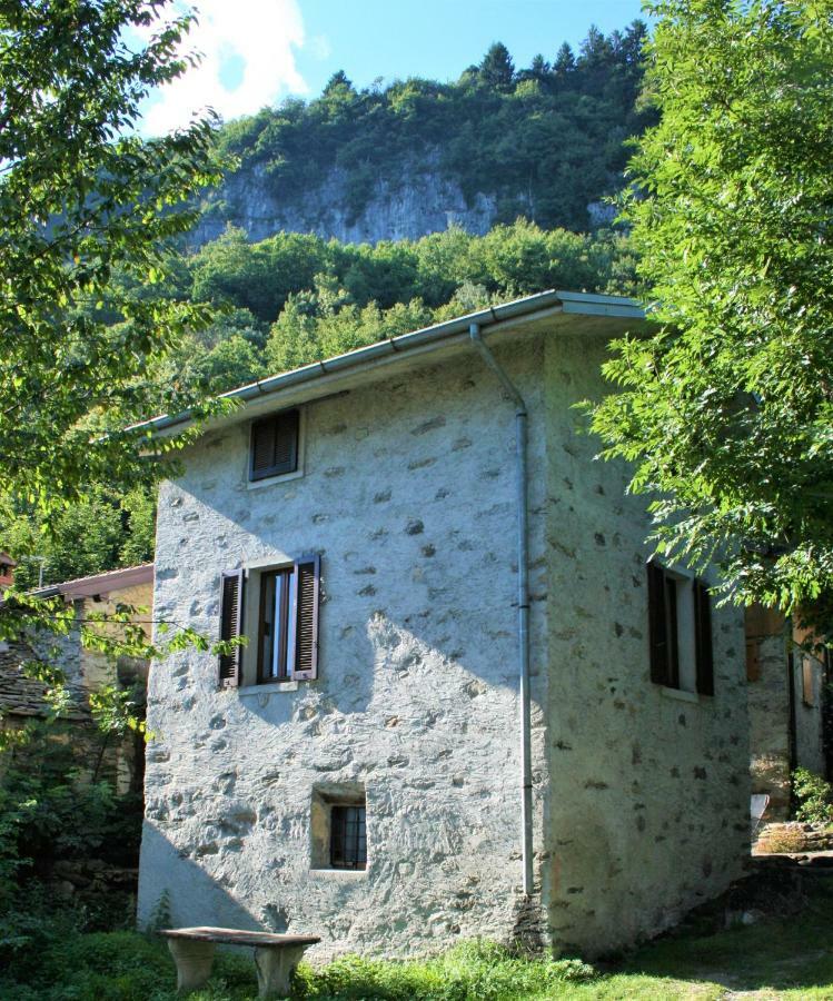 Casa Bucaneve & Ciclamino Gravedona Exteriér fotografie